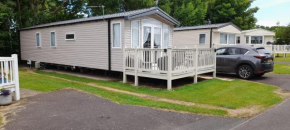 Luxury spacious family caravan
